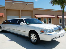 side limo lincoln